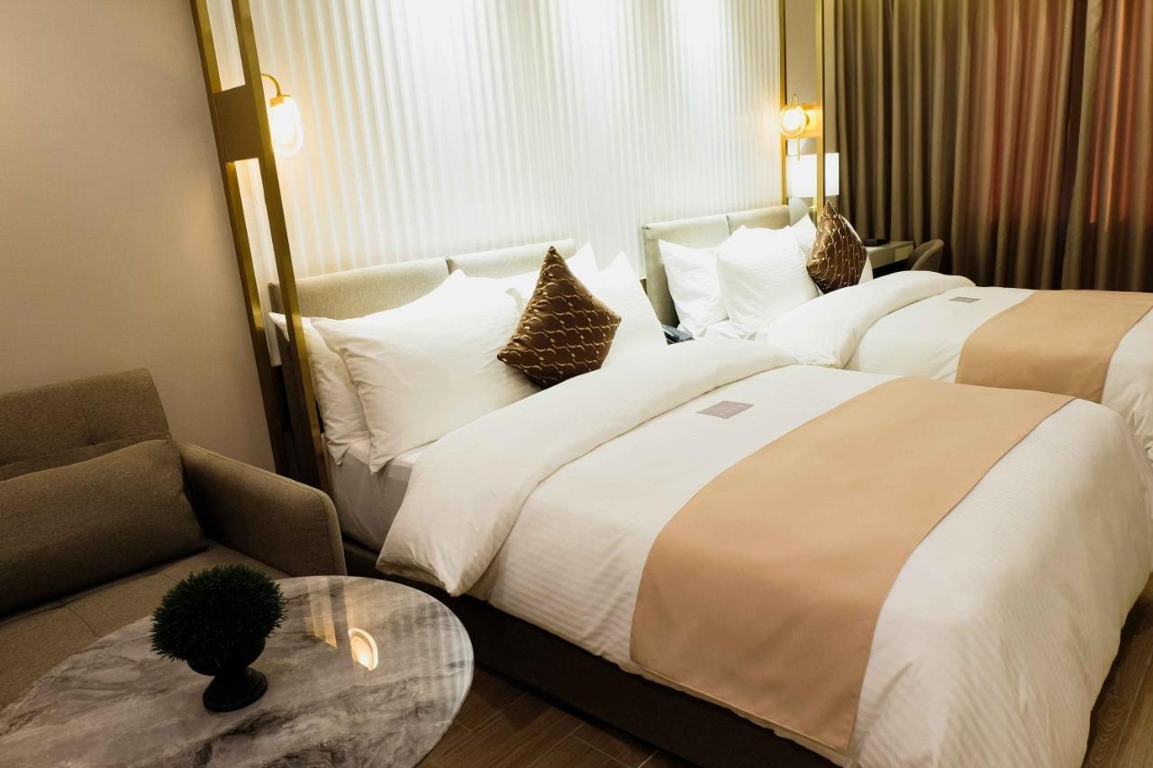 Uma Hotel And Residences Нага Экстерьер фото